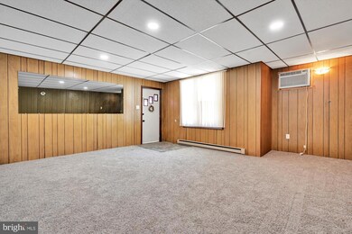 1039 Walnut St unit 1, Ashland, PA 17921 - photo 2