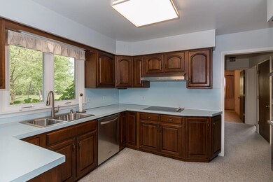 2040-9thSt-44