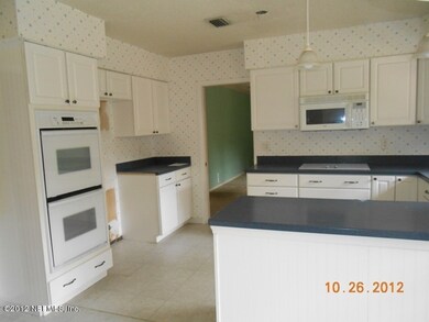 1056 Parkridge Cir W, Jacksonville, FL 32211 - photo 6