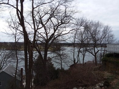 69 Shortell Ave, Beverly, MA 01915 - photo 4