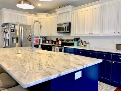 327 Lakes Dr N, Oxford, MS 38655 - photo 2