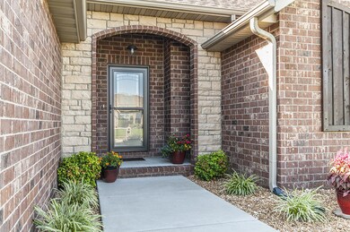 3804 Cobblefield St W, Springfield, MO 65807 - photo 4