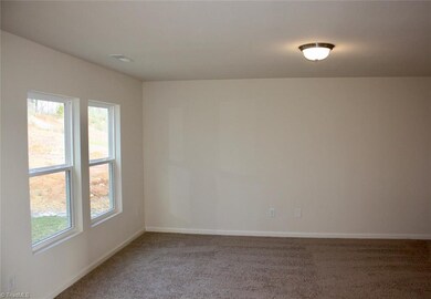 252 Waterfront Ct, Asheboro, NC 27203 - photo 6