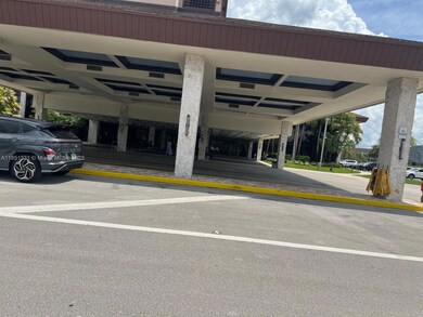 1400 SW 124th Terrace unit 109Q, Pembroke Pines, FL 33027 - photo 6