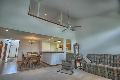 109 Camber Dr unit 109, Circleville, OH 43113 - photo 6