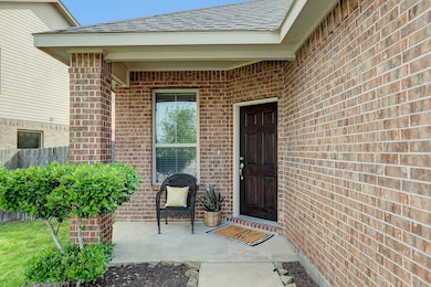 299 Kendall Crest Dr, Alvin, TX 77511 - photo 2