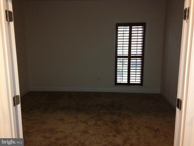 10796 Symphony Park Dr, Rockville, MD 20852 - photo 5