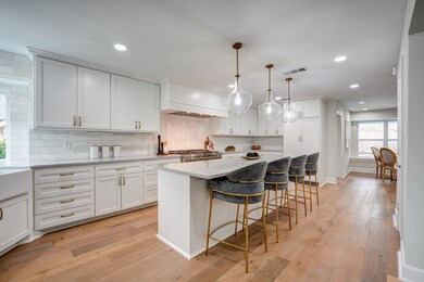 13306 Havershire Ln, Houston, TX 77079 - photo 2