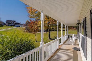 118 Hagen Rd, Advance, NC 27006 - photo 4