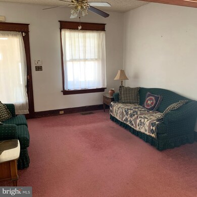 643 Mantua Ave, Paulsboro, NJ 08066 - photo 4