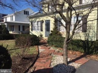 123 W Main St, Leola, PA 17540 - photo 2