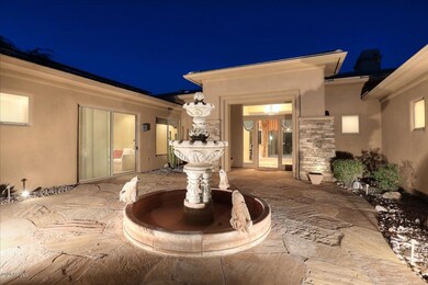 Night-Courtyard