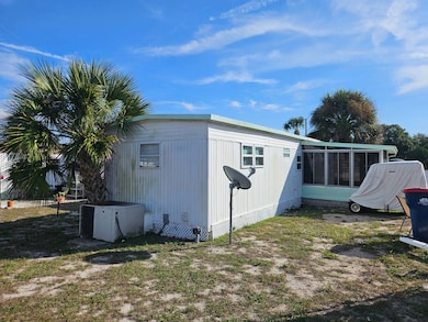 6545 Accent Ln, New Port Richey, FL 34653 - photo 5