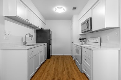 12801 Copper Cliff Ave unit B, Austin, TX 78727 - photo 7