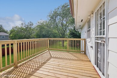 17016 Pine Ct, Hazel Crest, IL 60429 - photo 2