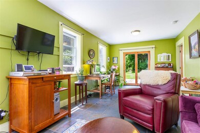 nice large area with great natural light