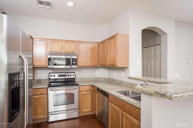Stainless Appliances & Sink