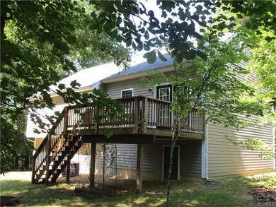 811 Moorefield Dr, Ruther Glen, VA 22546 - photo 6