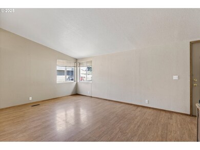 3035 Elm St, Baker City, OR 97814 - photo 3