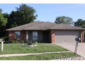 1201 Elke Cir, Copperas Cove, TX 76522 - photo 2