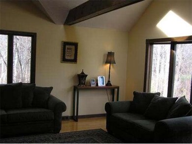 8 Hillington Dr, North Easton, MA 02356 - photo 6