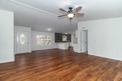 10-web-or-mls-2886 OLD THOMSON RD (c)--2