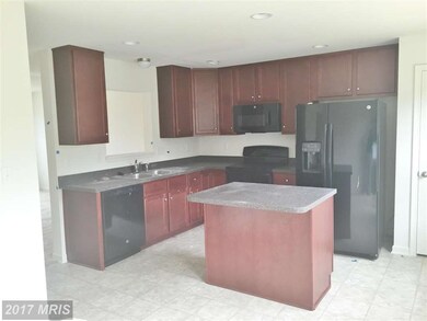 23 Private Ct, Bunker Hill, WV 25413 - photo 4