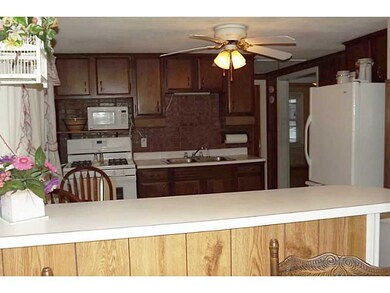 26 Norfolk Rd, Warwick, RI 02886 - photo 3