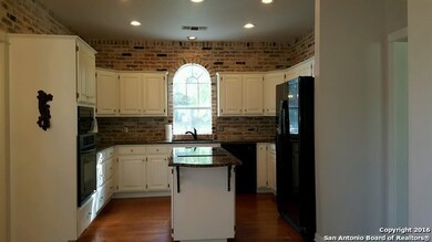 20654 Low Bluff Rd, Helotes, TX 78023 - photo 7