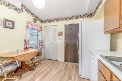 952 SW McComkle Ave, Port Saint Lucie, FL 34953 - photo 7