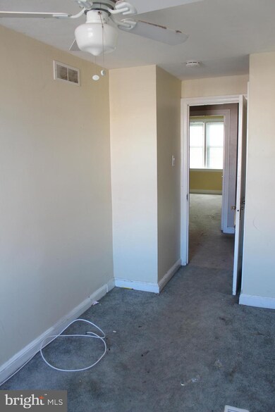 269 Woodbridge Rd, Clifton Heights, PA 19018 - photo 5