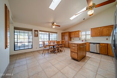150 Turtleback Ln00031