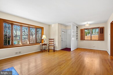 10507 Drumm Ave, Kensington, MD 20895 - photo 5