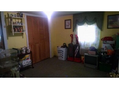 75 S Policy St unit 62, Salem, NH 03079 - photo 5