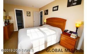 23 Oxford Dr, Saratoga Springs, NY 12866 - photo 7