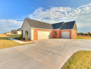 4501 Raymond Ln, Guthrie, OK 73044 - photo 5