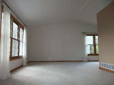 820 Mayfair Ln, Algonquin, IL 60102 - photo 6