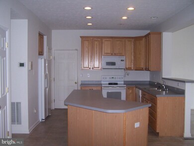 7879 Eagle View Dr, Chesapeake Beach, MD 20732 - photo 2