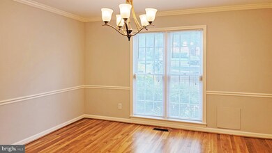 6612 Midhill Place, Falls Church, VA 22043 - photo 7