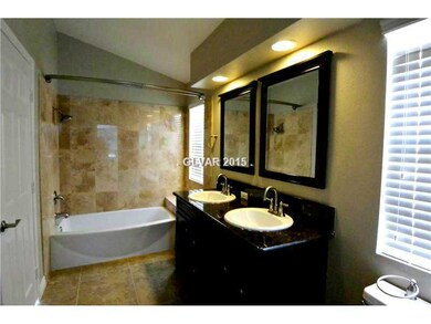 2713 Messina Ct, Las Vegas, NV 89117 - photo 3