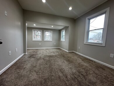 20 Lillian St N unit R, Randolph, MA 02368 - photo 5