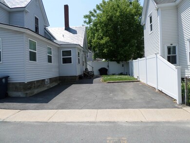 15 Pierce St, Nashua, NH 03060 - photo 2
