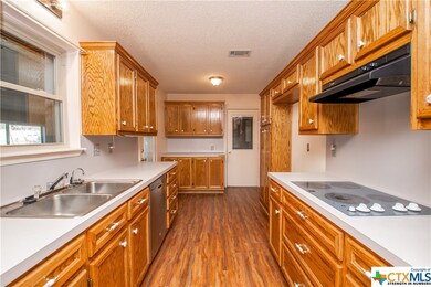 2005 Boland St, Copperas Cove, TX 76522 - photo 7