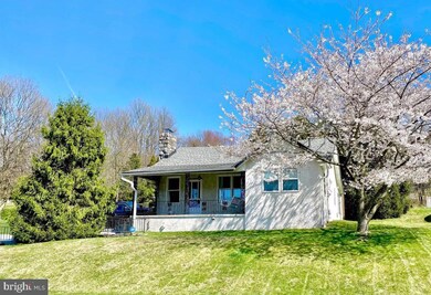 1450 Butter Ln, Reading, PA 19606 - photo 3