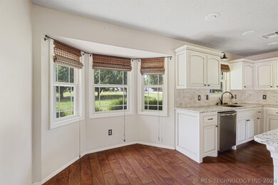 1806 E Willow Dr, Stigler, OK 74462 - photo 7