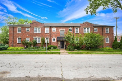 6921 Southland Ave unit C, Saint Louis, MO 63109 - photo 2