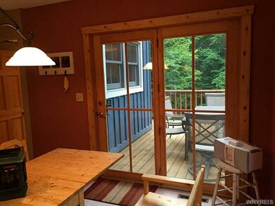 Dining Room. l