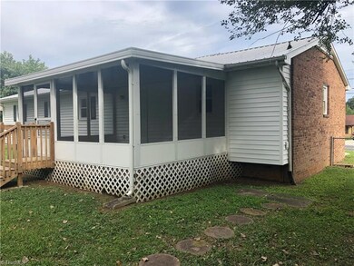 4867 Pliney Farlow Rd, Trinity, NC 27370 - photo 4