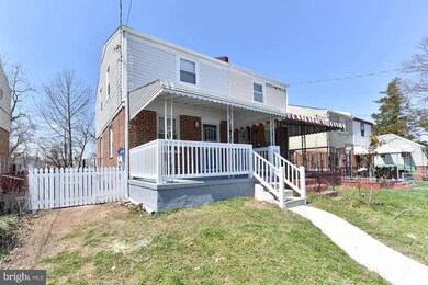 914 Division Ave NE, Washington, DC 20019 - photo 3