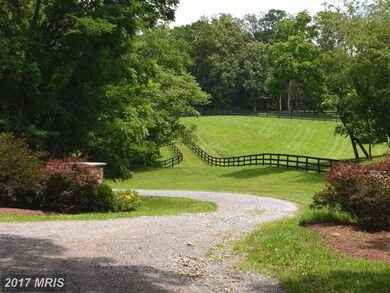 20560 Furr Rd, Round Hill, VA 20141 - photo 2